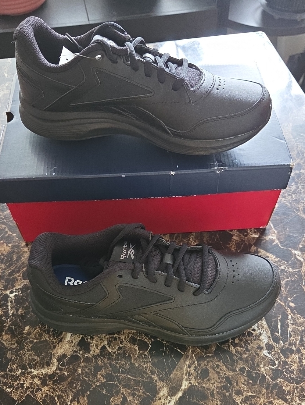 Reebok Walk Ultra 7 DMX Max Black Walking Shoes Women's 7 1/2 Comfort